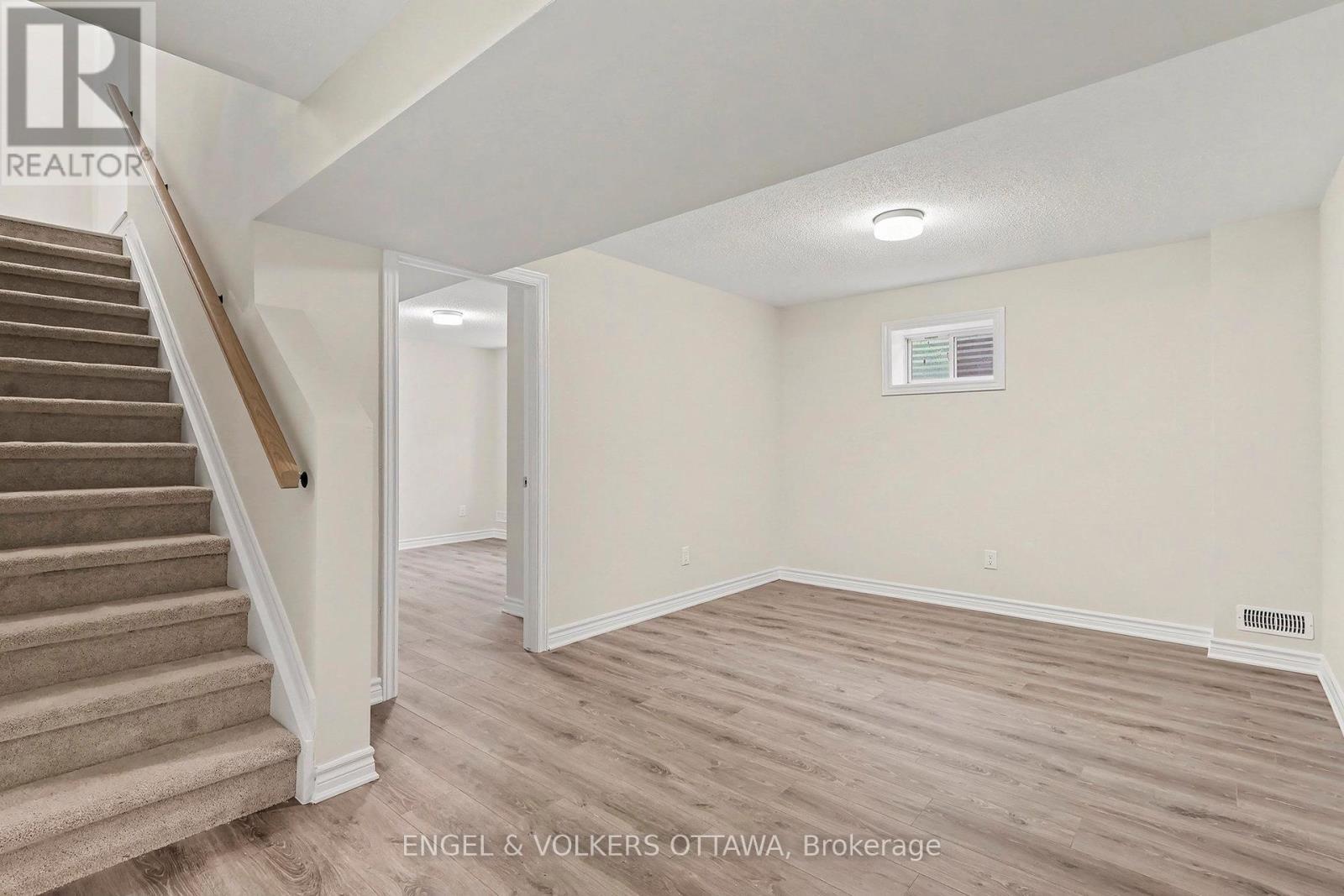 414 Broadcast Avenue, Ottawa, ON - Indoor Photo Showing Other Room