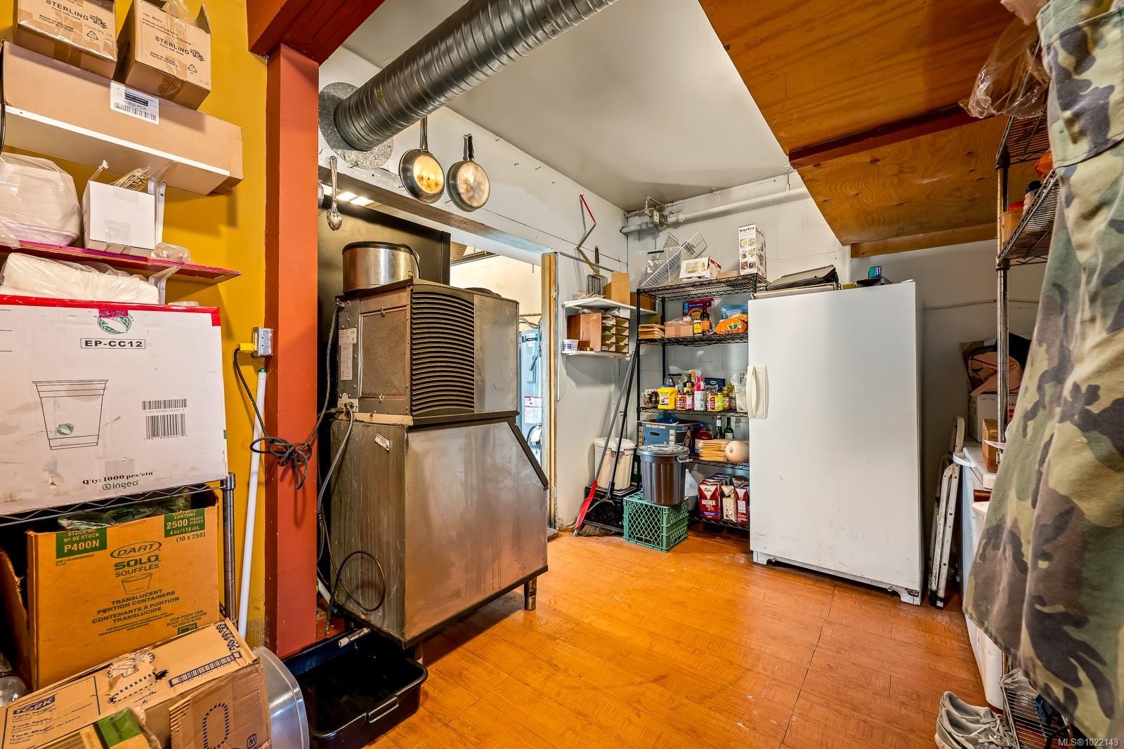 355 4Th St, Courtenay, BC