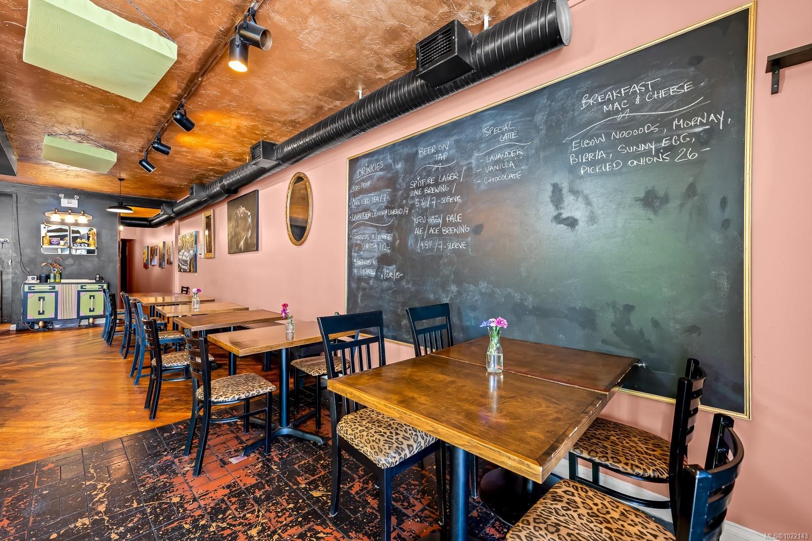 355 4Th St, Courtenay, BC