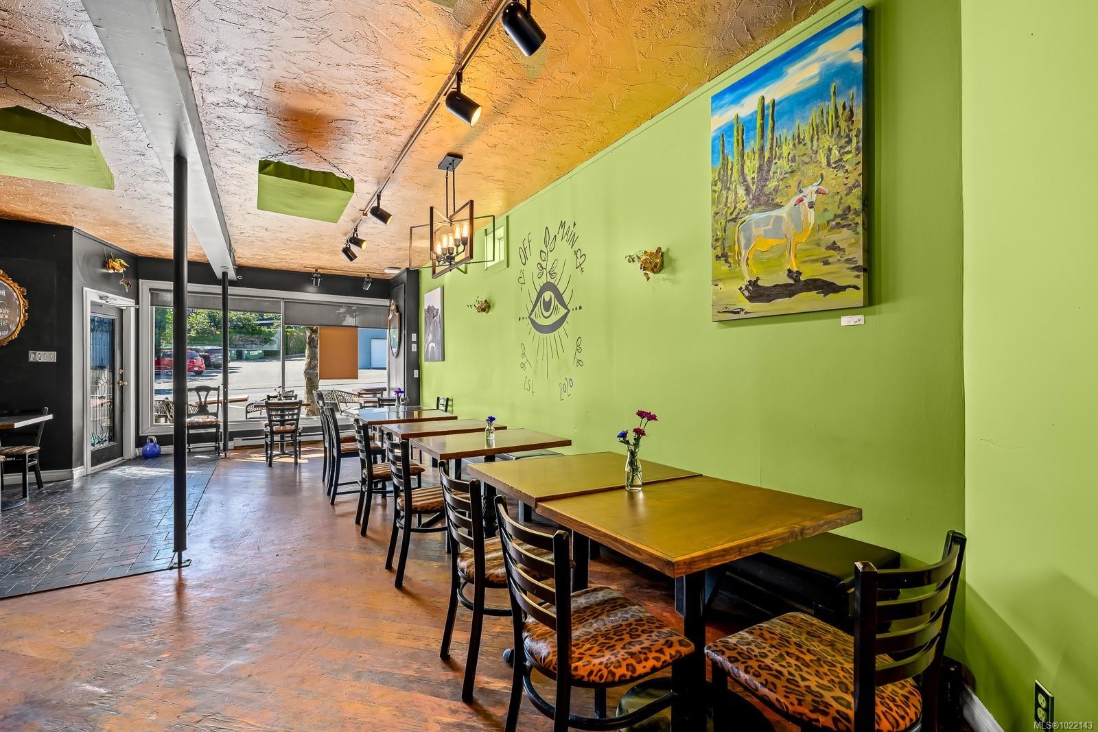 355 4Th St, Courtenay, BC