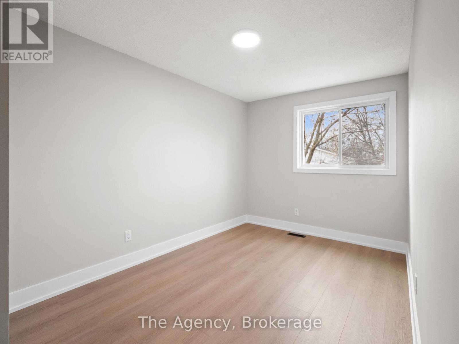 7 - 185 Denistoun Street, Welland (Broadway), ON - Indoor Photo Showing Other Room