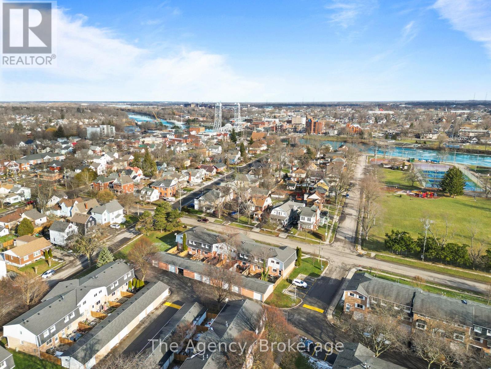 7 - 185 Denistoun Street, Welland (Broadway), ON - Outdoor With View