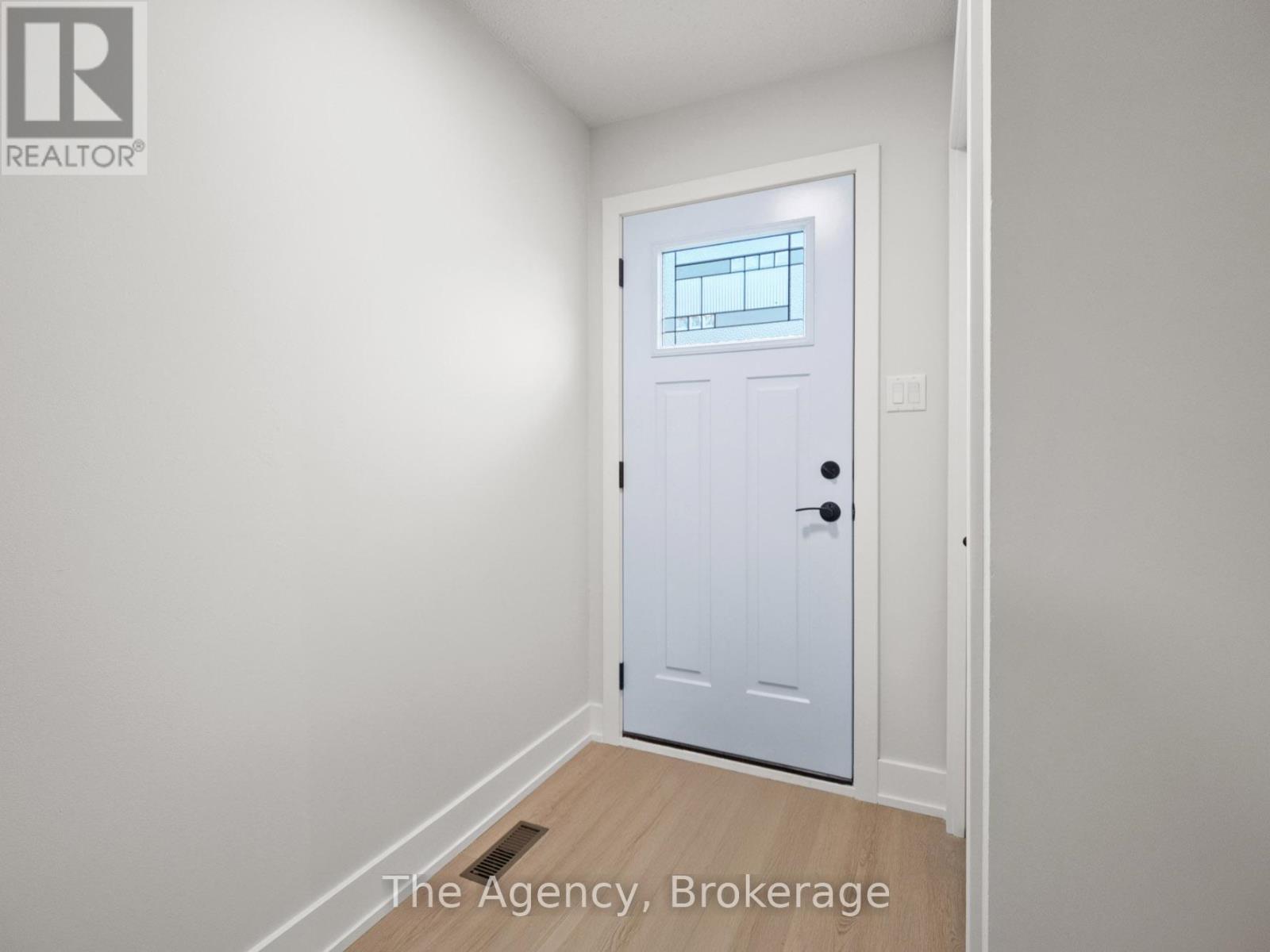 7 - 185 Denistoun Street, Welland (Broadway), ON - Indoor Photo Showing Other Room