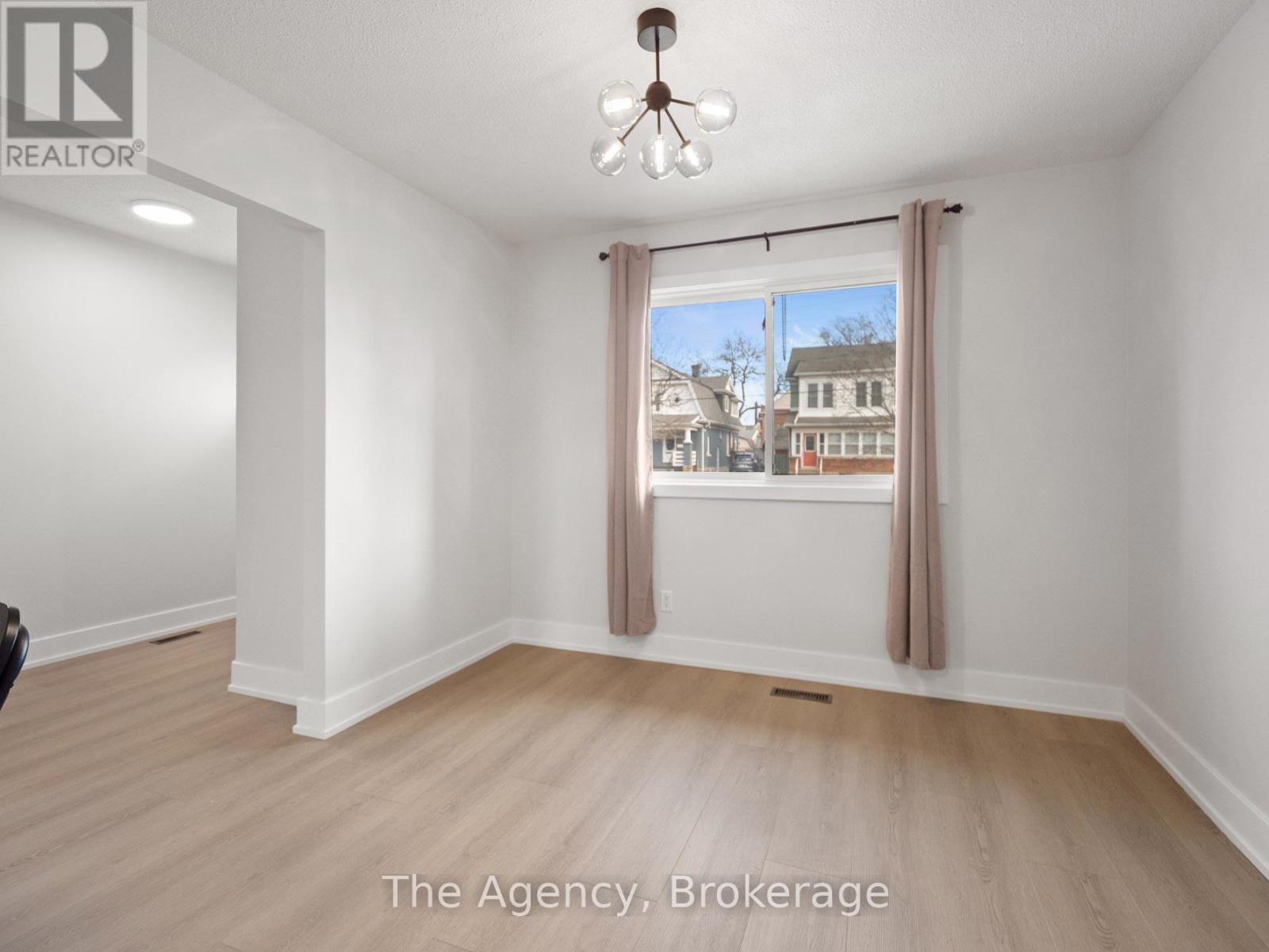 7 - 185 Denistoun Street, Welland (Broadway), ON - Indoor Photo Showing Other Room