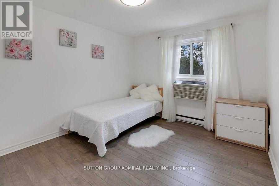 143 Torresdale Avenue, Toronto, ON - Indoor Photo Showing Bedroom