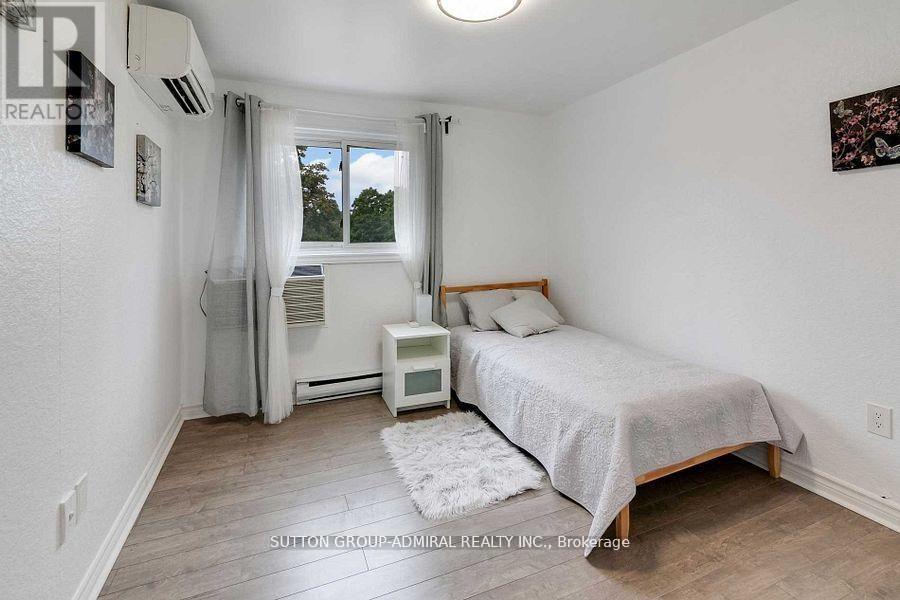 143 Torresdale Avenue, Toronto, ON - Indoor Photo Showing Bedroom
