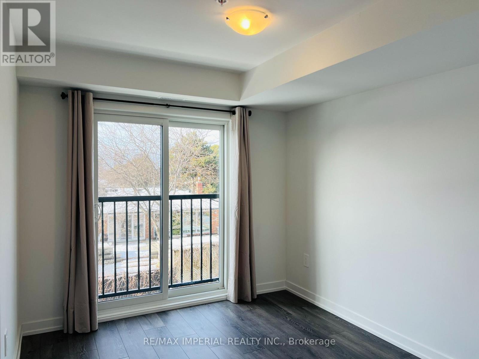209 - 1670 Victoria Park Avenue, Toronto, ON - Indoor Photo Showing Other Room