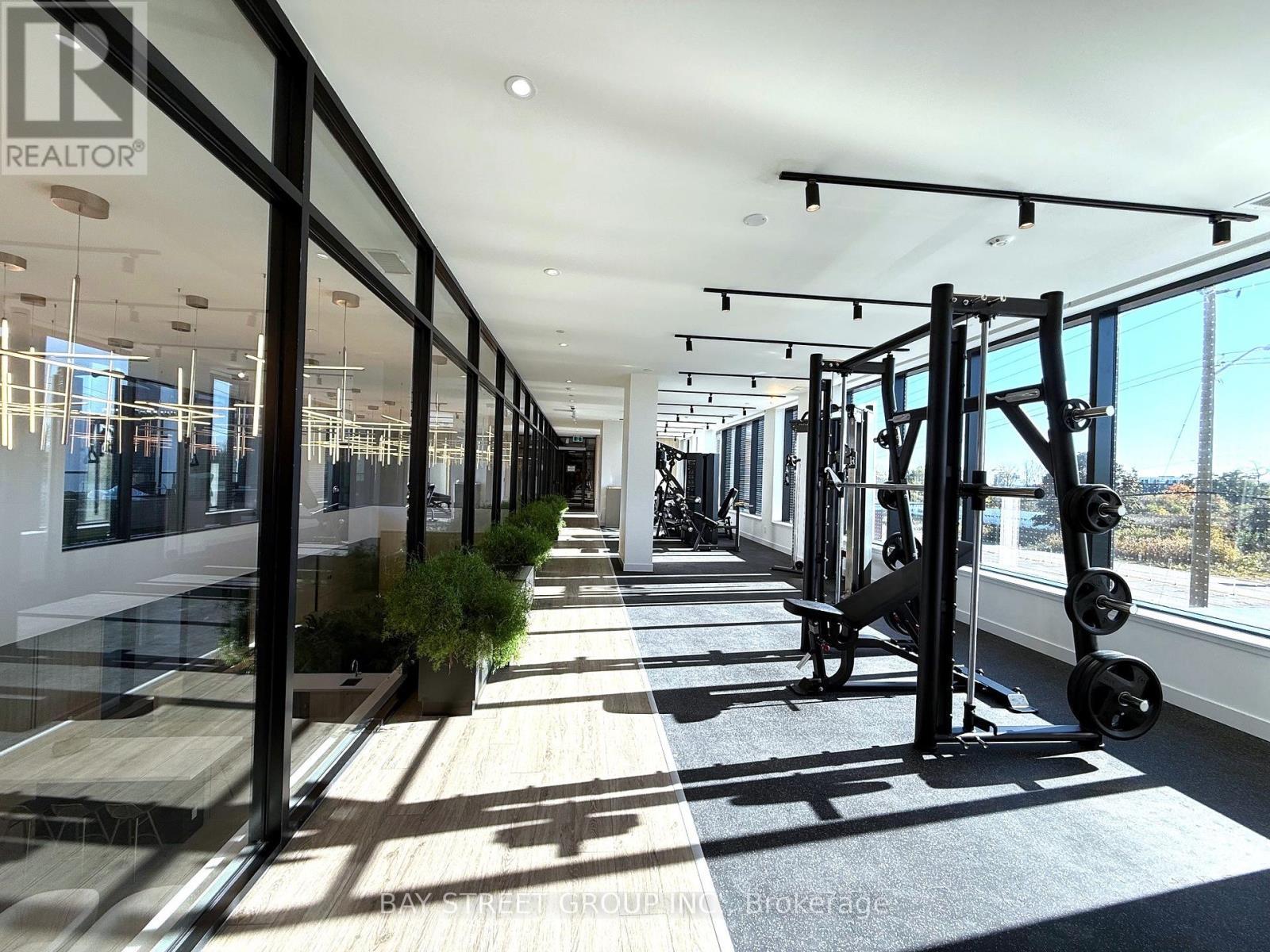 1003 - 3071 Trafalgar Road, Oakville, ON - Indoor Photo Showing Gym Room