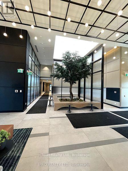 1706 - 3220 William Coltson Ave. Avenue, Oakville, ON - Photo Showing Other Room