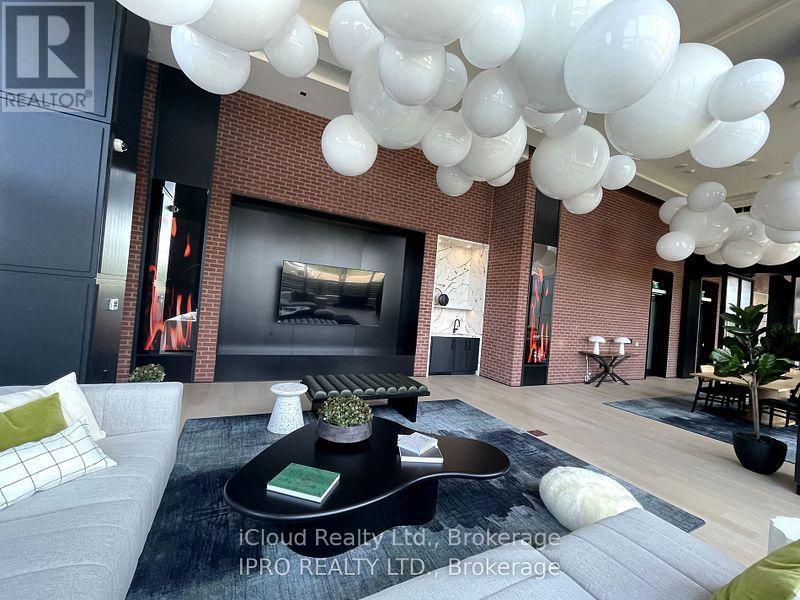 1706 - 3220 William Coltson Ave. Avenue, Oakville, ON - Indoor Photo Showing Other Room