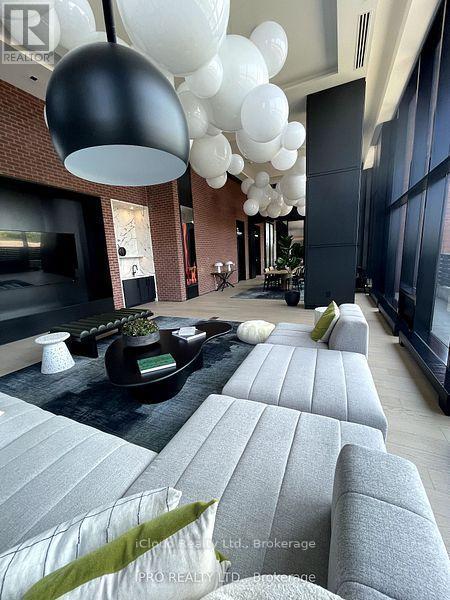 1706 - 3220 William Coltson Ave. Avenue, Oakville, ON - Indoor Photo Showing Other Room