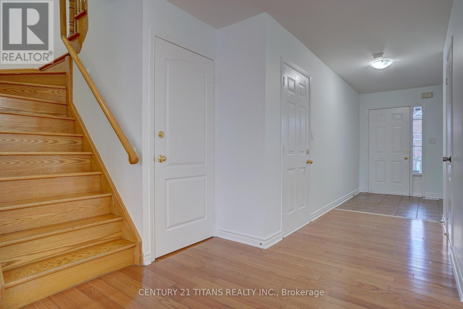 97 Triple Crown Avenue, Toronto, ON - Indoor Photo Showing Other Room