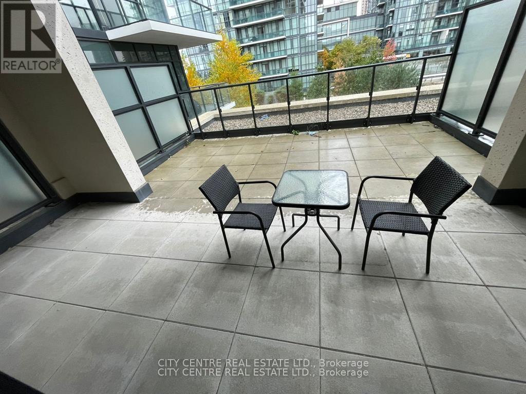 609 - 4085 Parkside Village Drive, Mississauga, ON - Outdoor