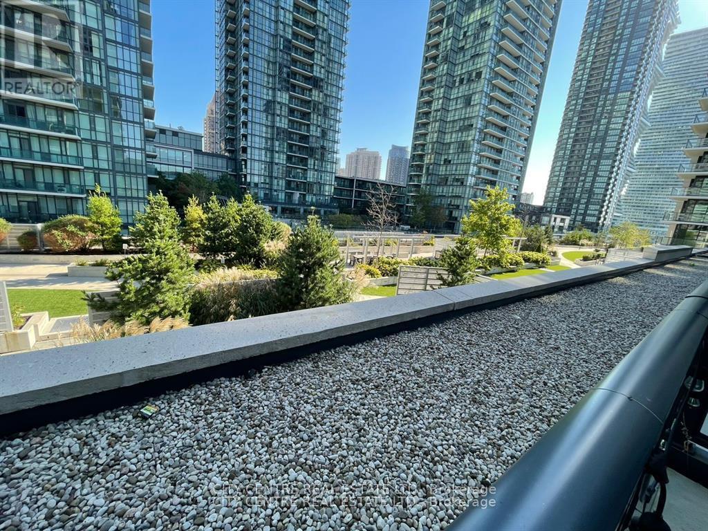 609 - 4085 Parkside Village Drive, Mississauga, ON - Outdoor With Facade