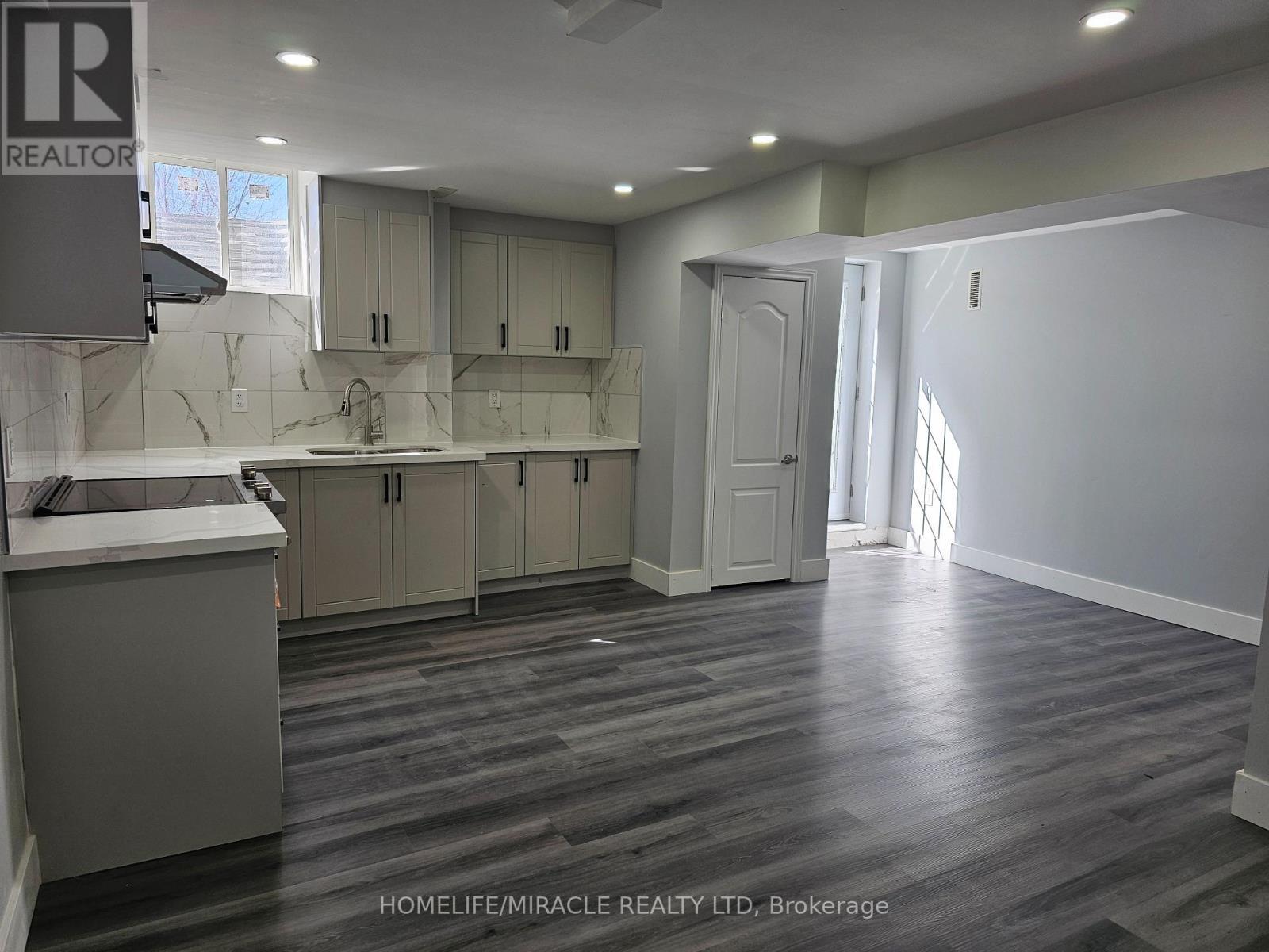 6306 Crickadorn Court N, Mississauga, ON