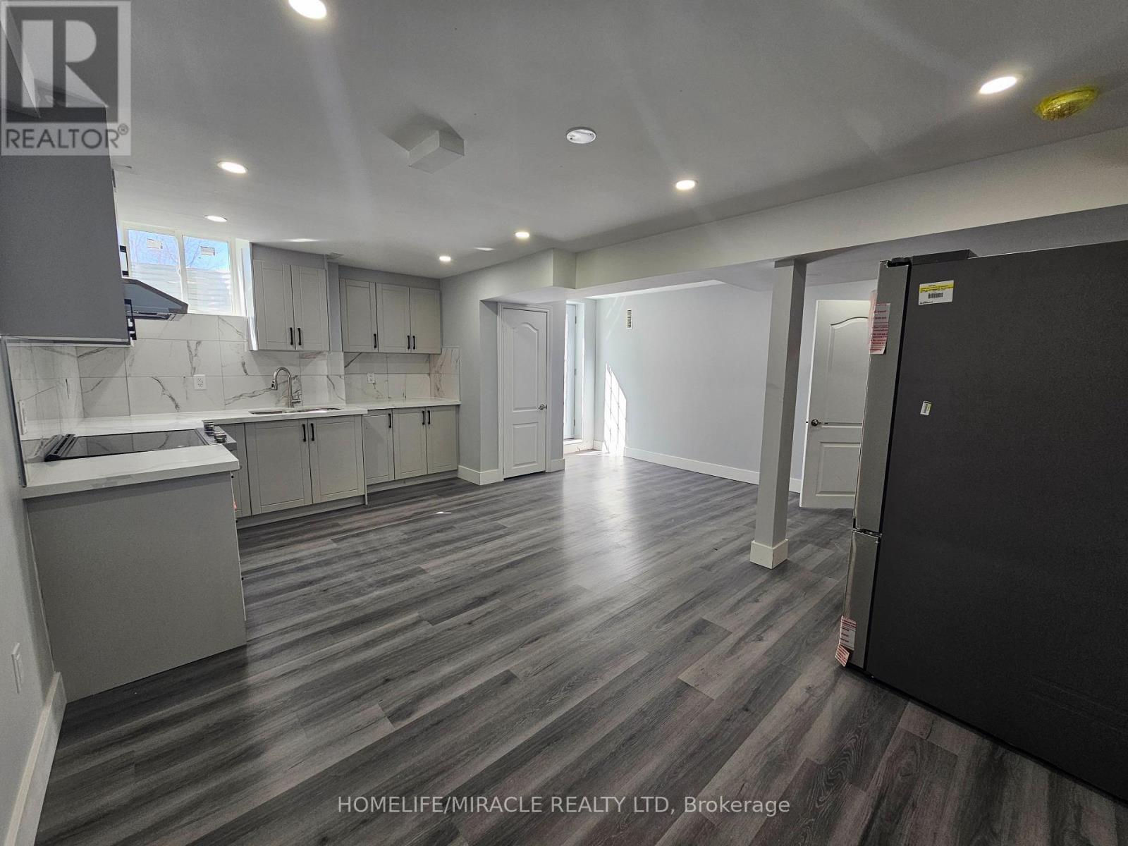 6306 Crickadorn Court N, Mississauga, ON