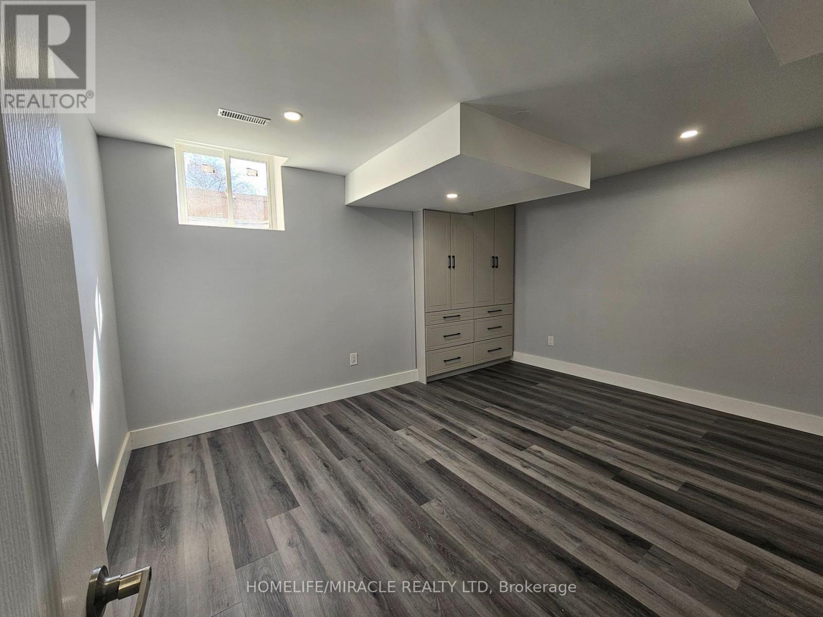 6306 Crickadorn Court N, Mississauga, ON