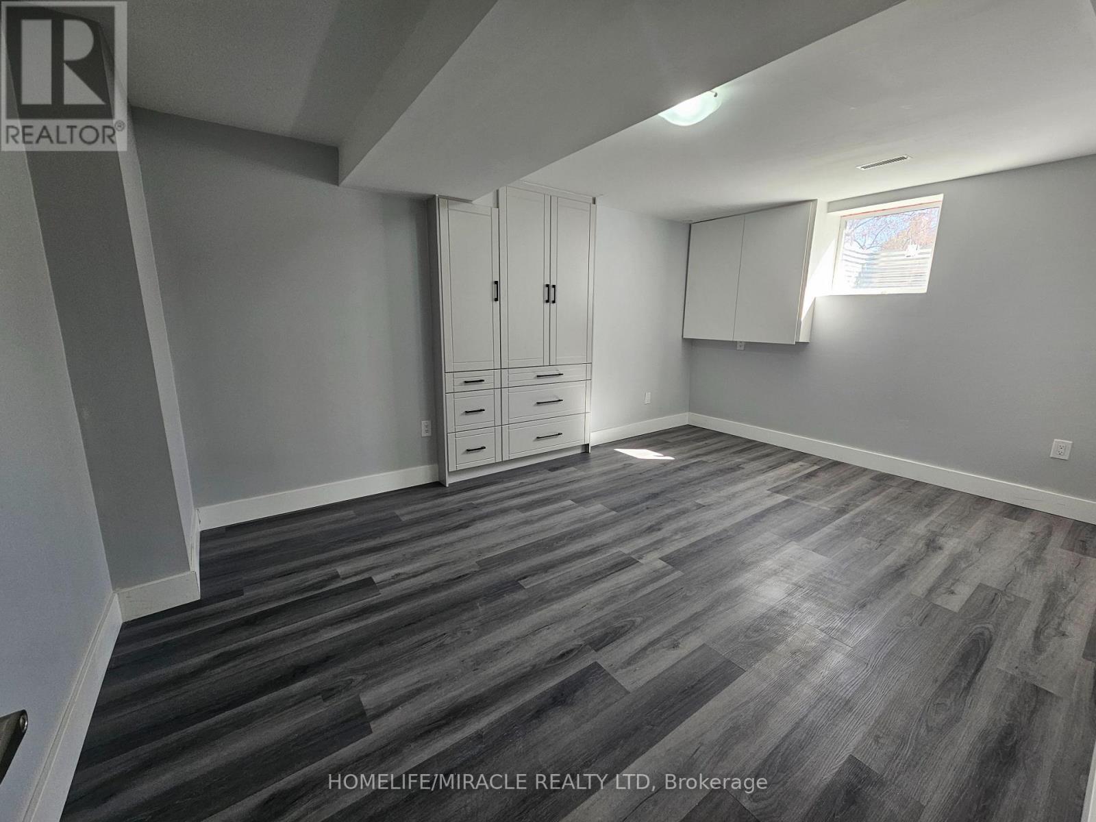 6306 Crickadorn Court N, Mississauga, ON