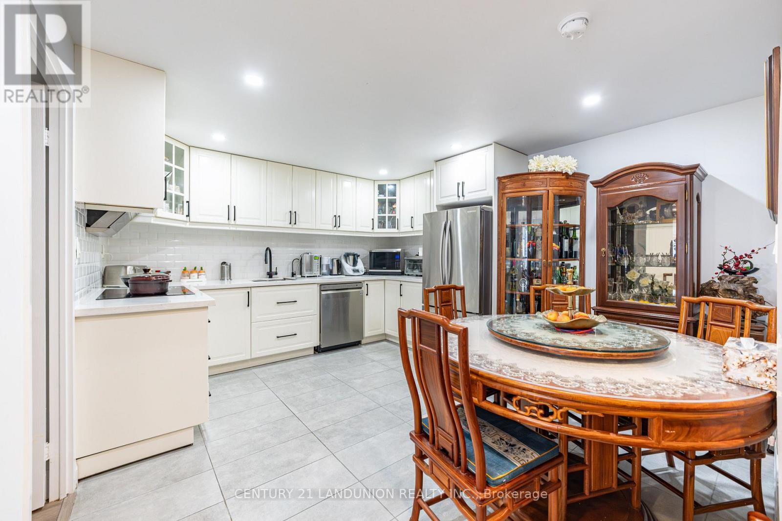 1209 - 55 Bamburgh Circle, Toronto, ON - Indoor