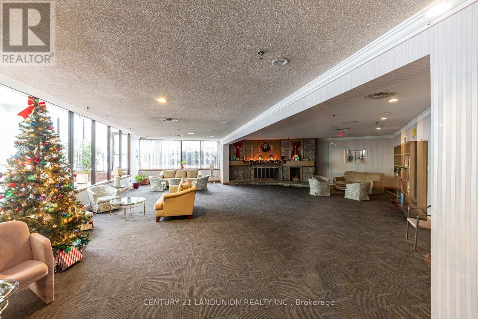 1209 - 55 Bamburgh Circle, Toronto, ON - Indoor Photo Showing Other Room