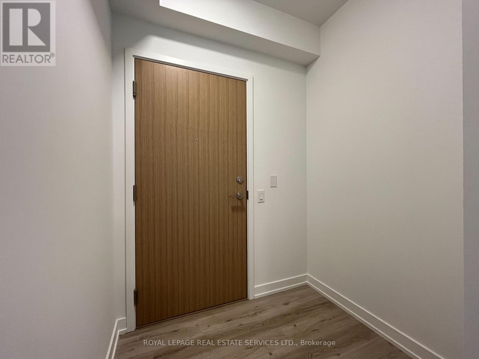 3210 - 395 Square One Drive, Mississauga, ON - Indoor Photo Showing Other Room