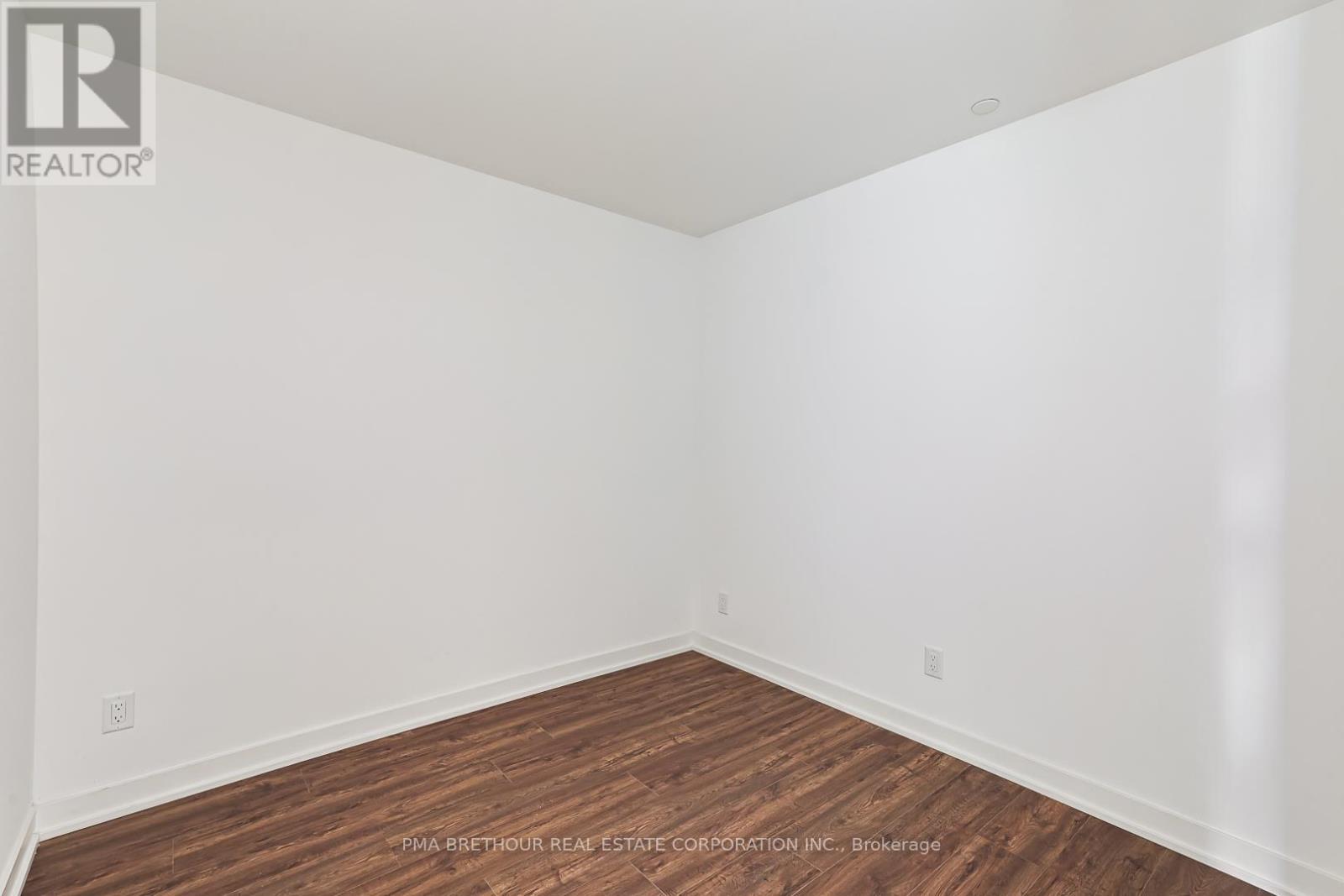 212 - 31 Huron Street, Collingwood, ON - Indoor Photo Showing Other Room