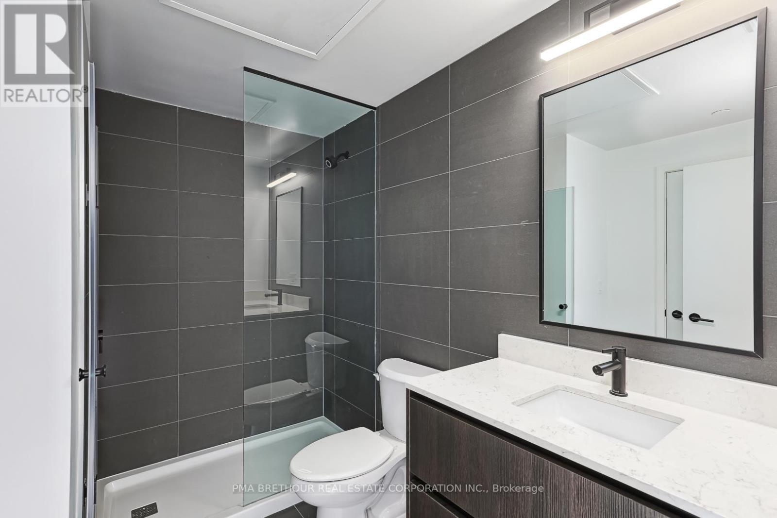 212 - 31 Huron Street, Collingwood, ON - Indoor Photo Showing Bathroom