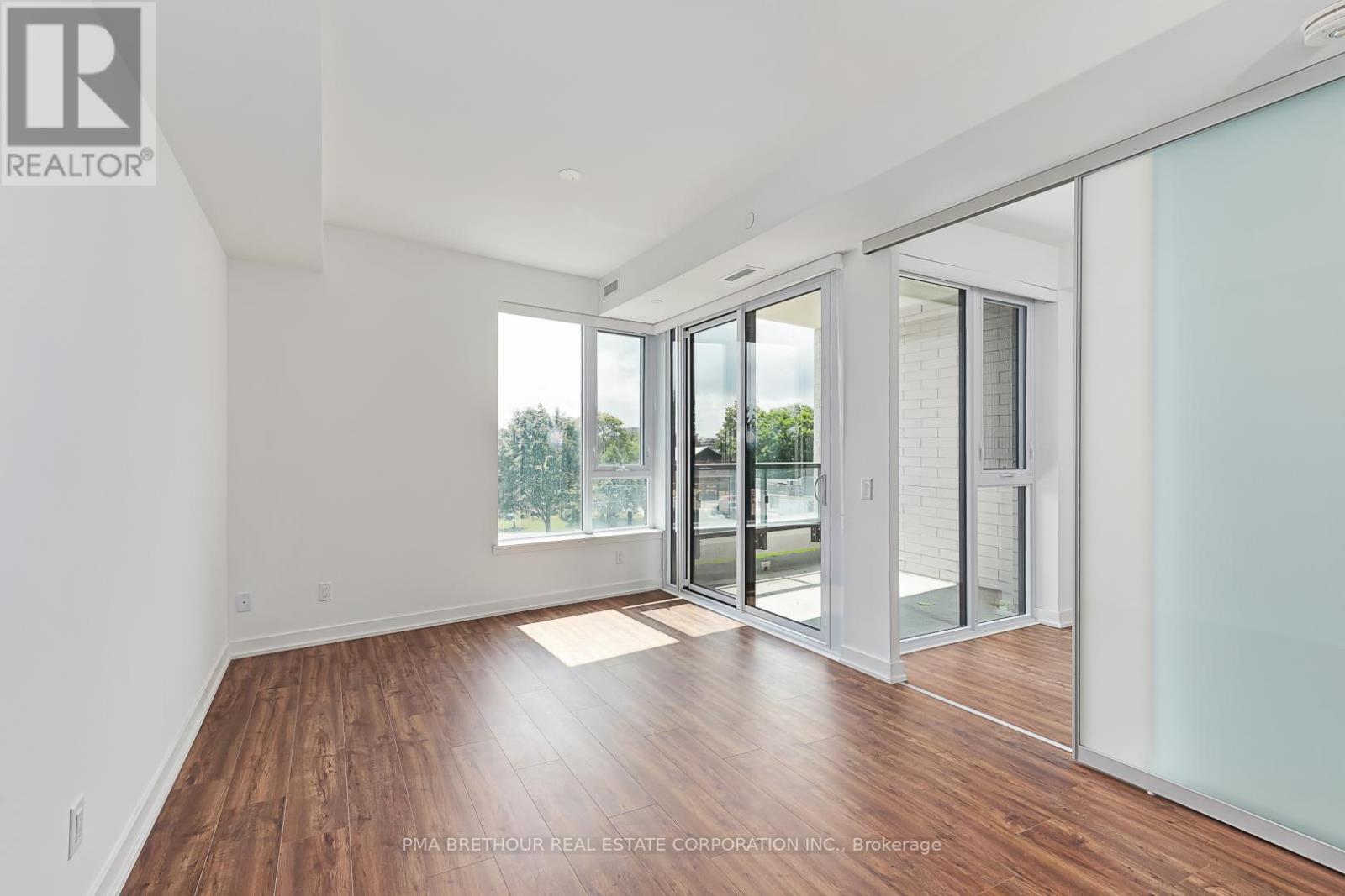 212 - 31 Huron Street, Collingwood, ON - Indoor Photo Showing Other Room