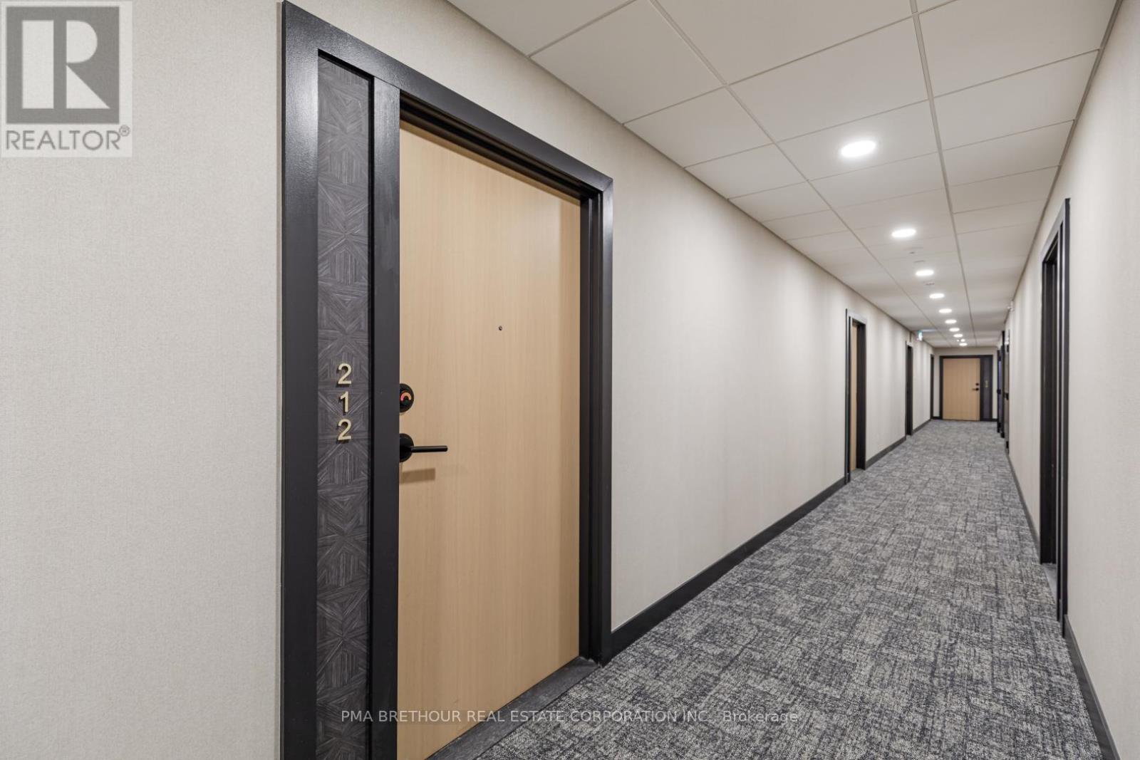 212 - 31 Huron Street, Collingwood, ON - Indoor Photo Showing Other Room