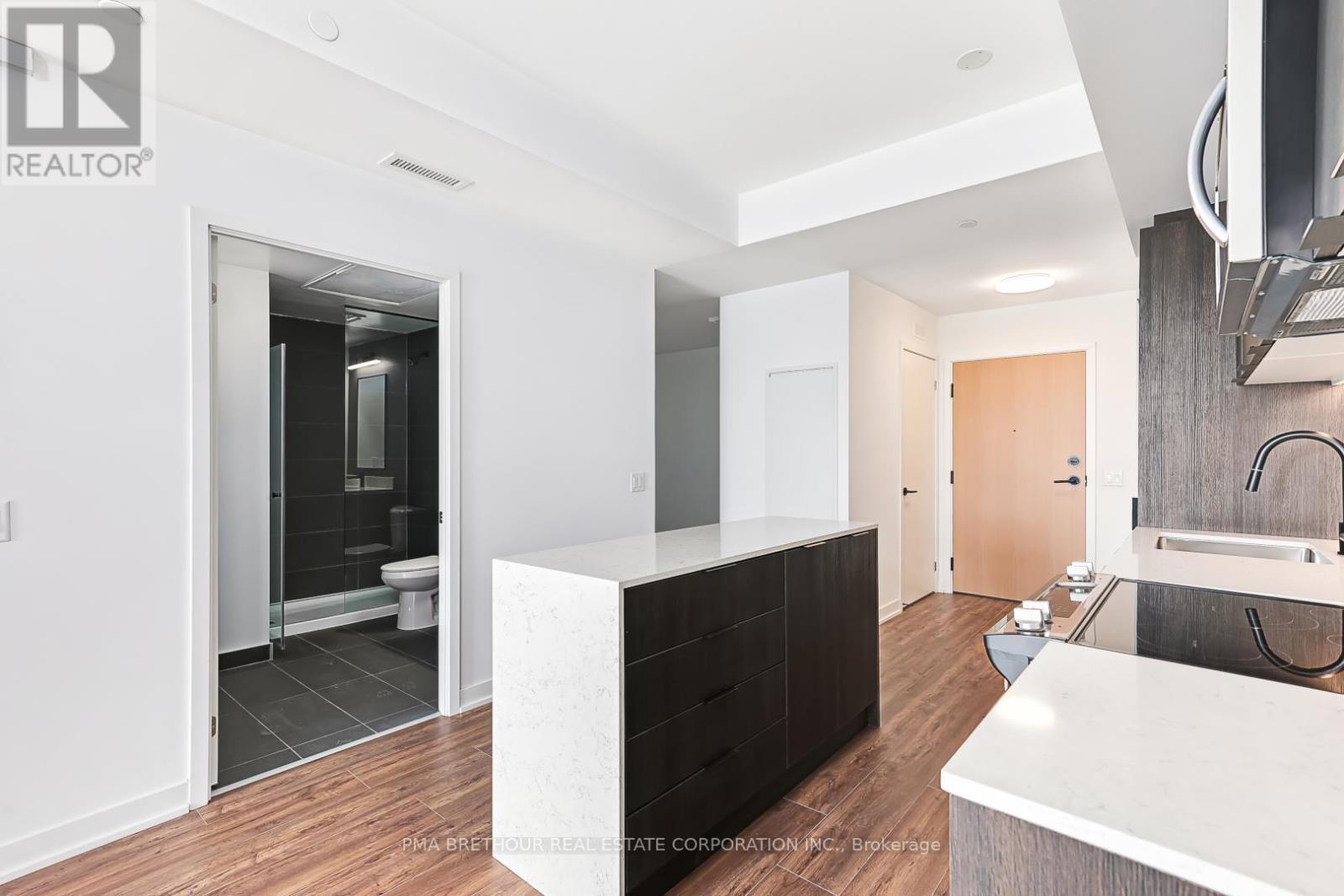 212 - 31 Huron Street, Collingwood, ON - Indoor