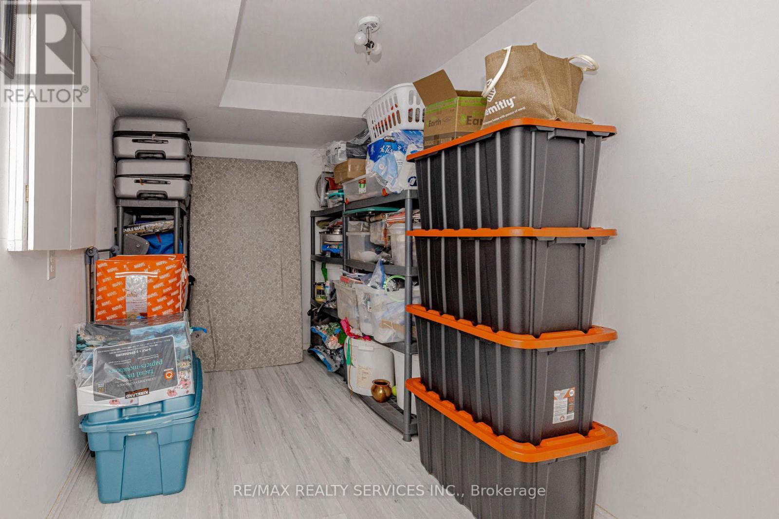 47 Curran Hall Crescent, Toronto, ON - Indoor Photo Showing Other Room