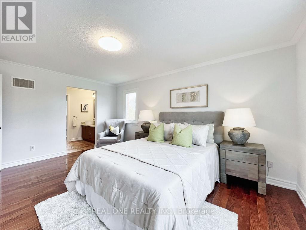 38 Mckay Crescent, Markham, ON - Indoor Photo Showing Bedroom