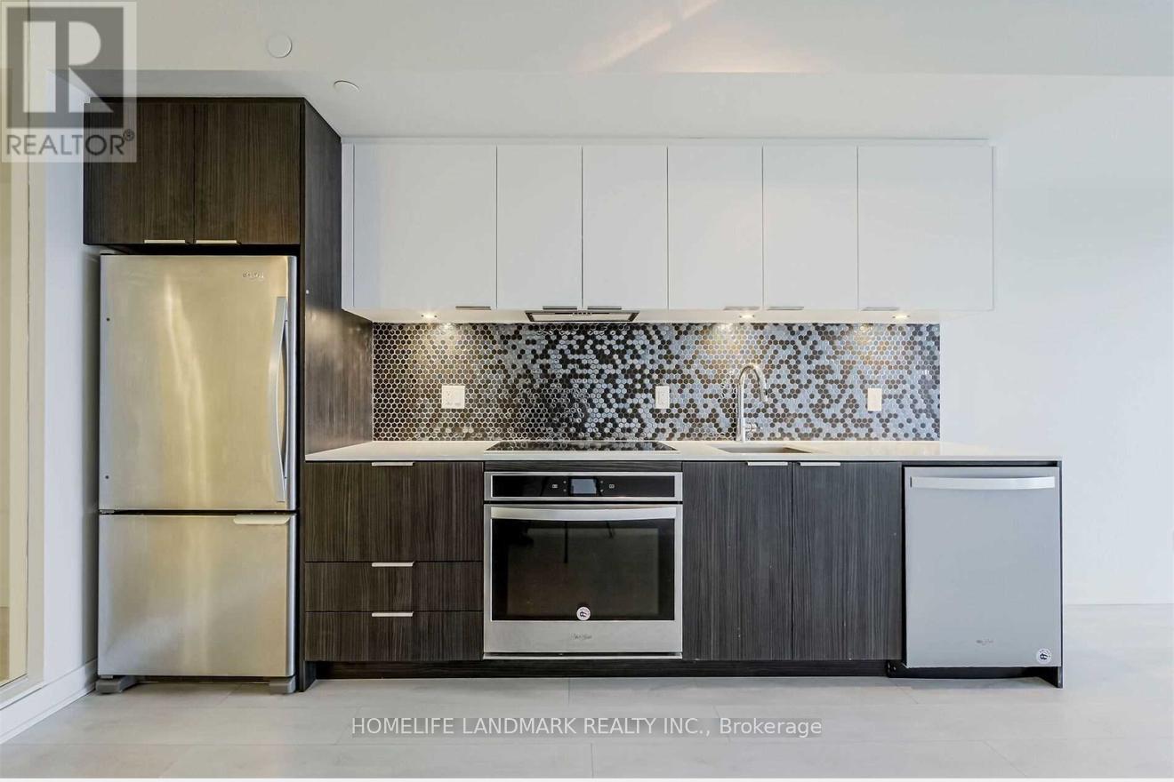 1506 - 2 Sonic Way, Toronto, ON - Indoor Photo Showing Kitchen