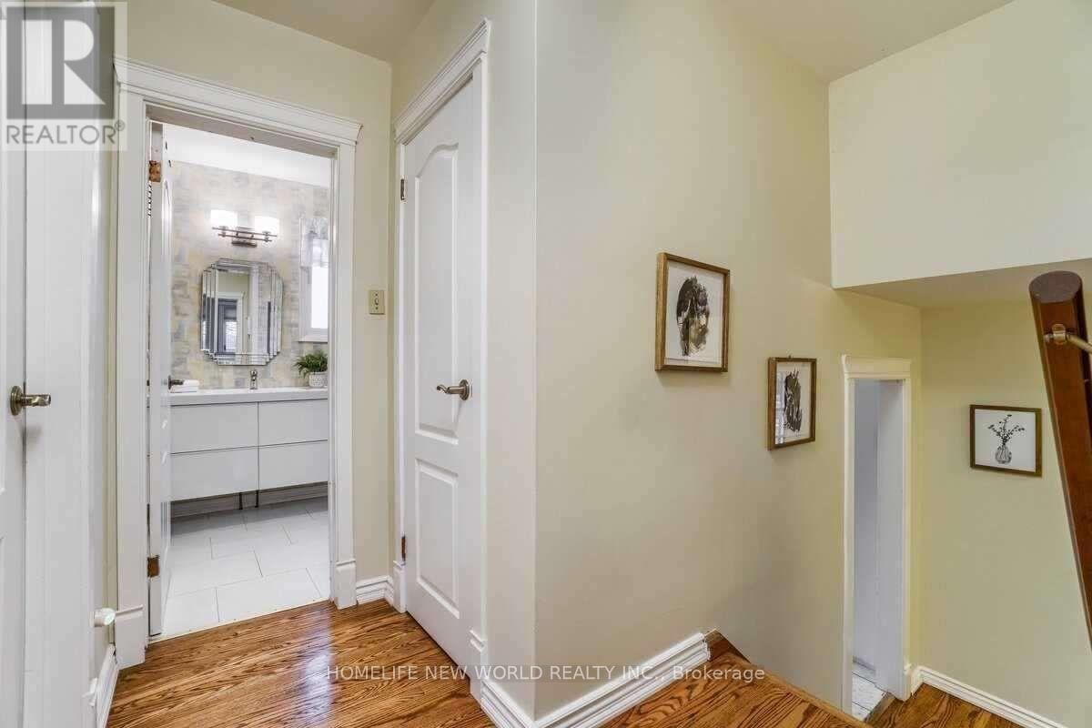 2053 Saxon Road, Oakville, ON - Indoor Photo Showing Other Room