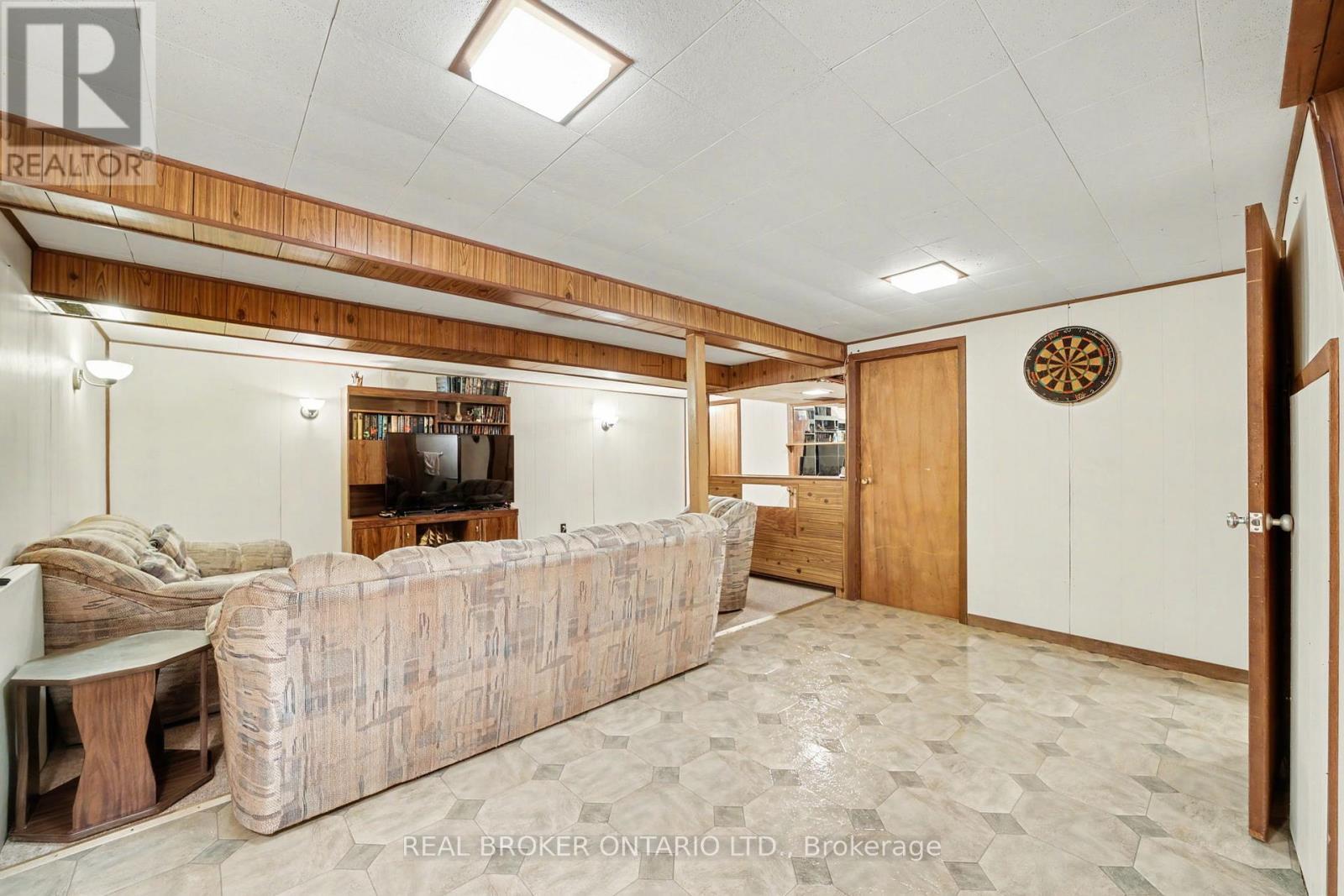 40 Flavian Crescent, Brampton, ON - Indoor Photo Showing Basement
