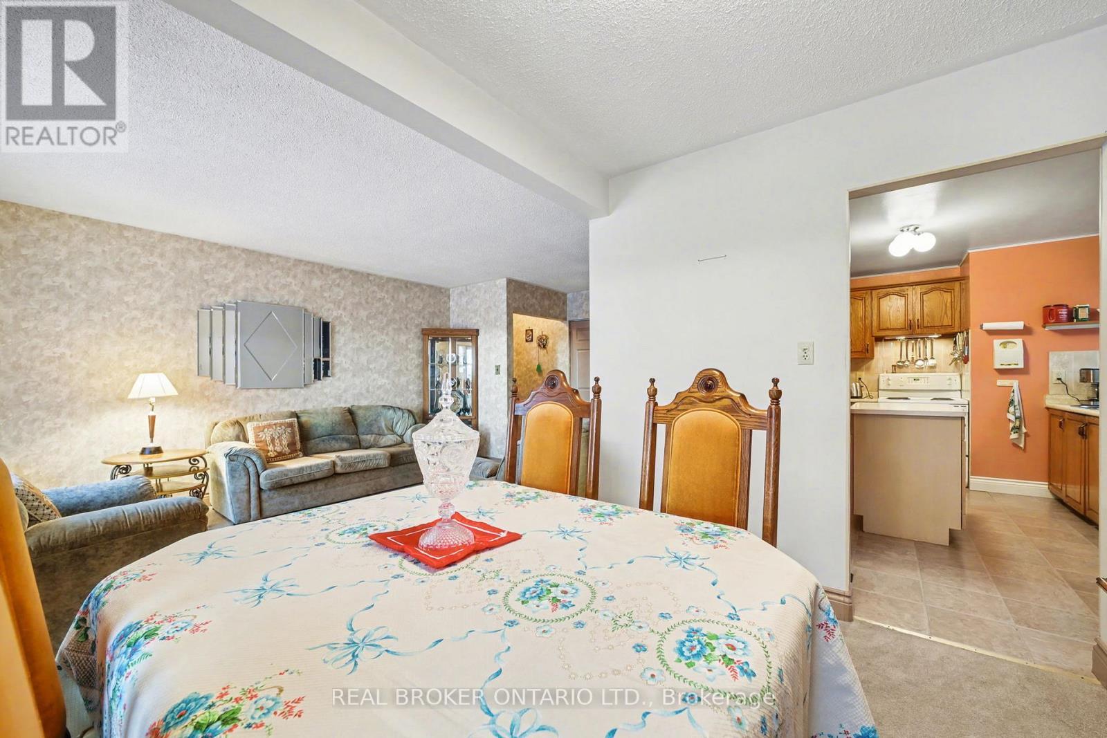 40 Flavian Crescent, Brampton, ON - Indoor