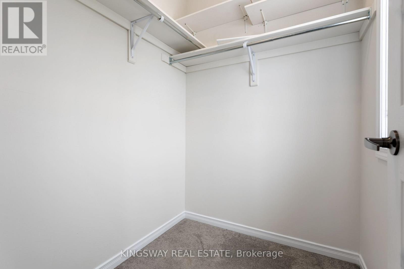 125 Thompson Road, Haldimand, ON - Indoor With Storage