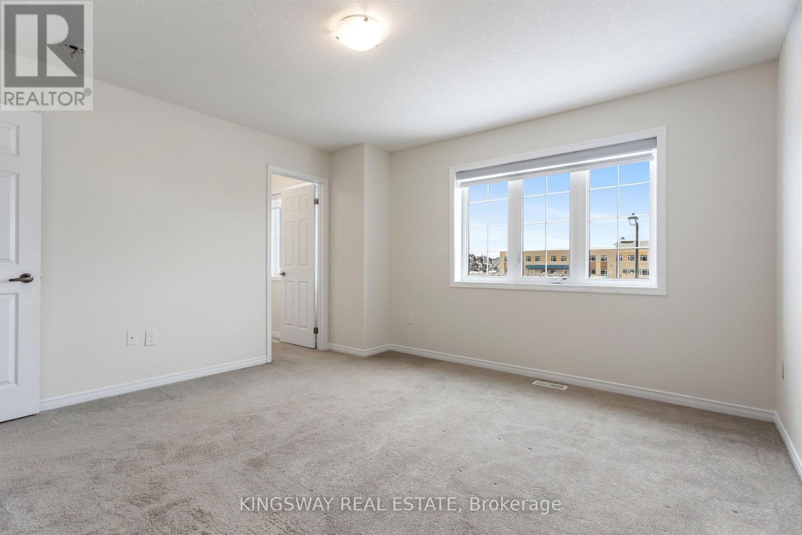 125 Thompson Road, Haldimand, ON - Indoor Photo Showing Other Room