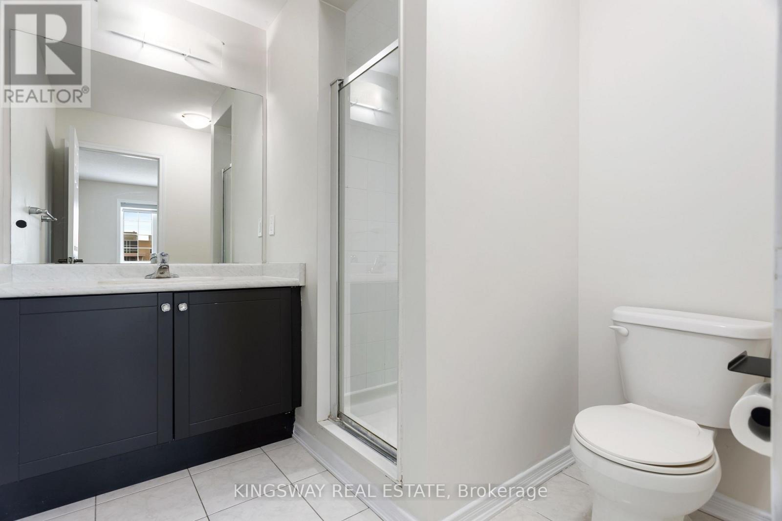 125 Thompson Road, Haldimand, ON - Indoor Photo Showing Bathroom