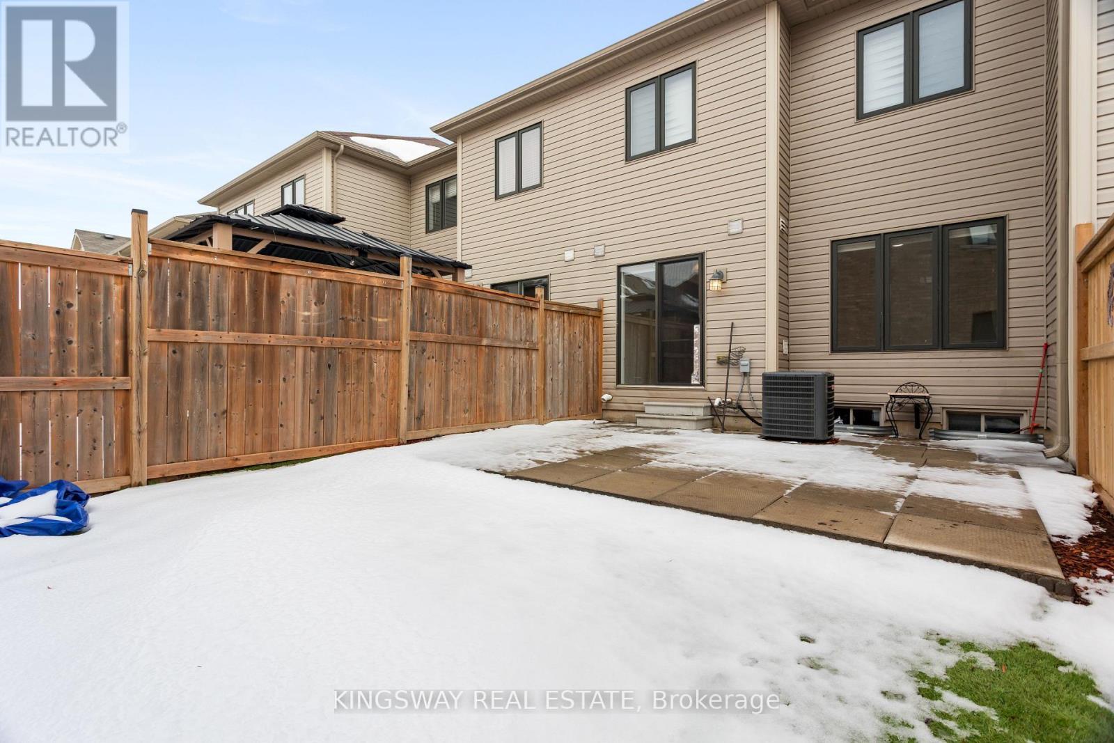 125 Thompson Road, Haldimand, ON - Outdoor With Exterior