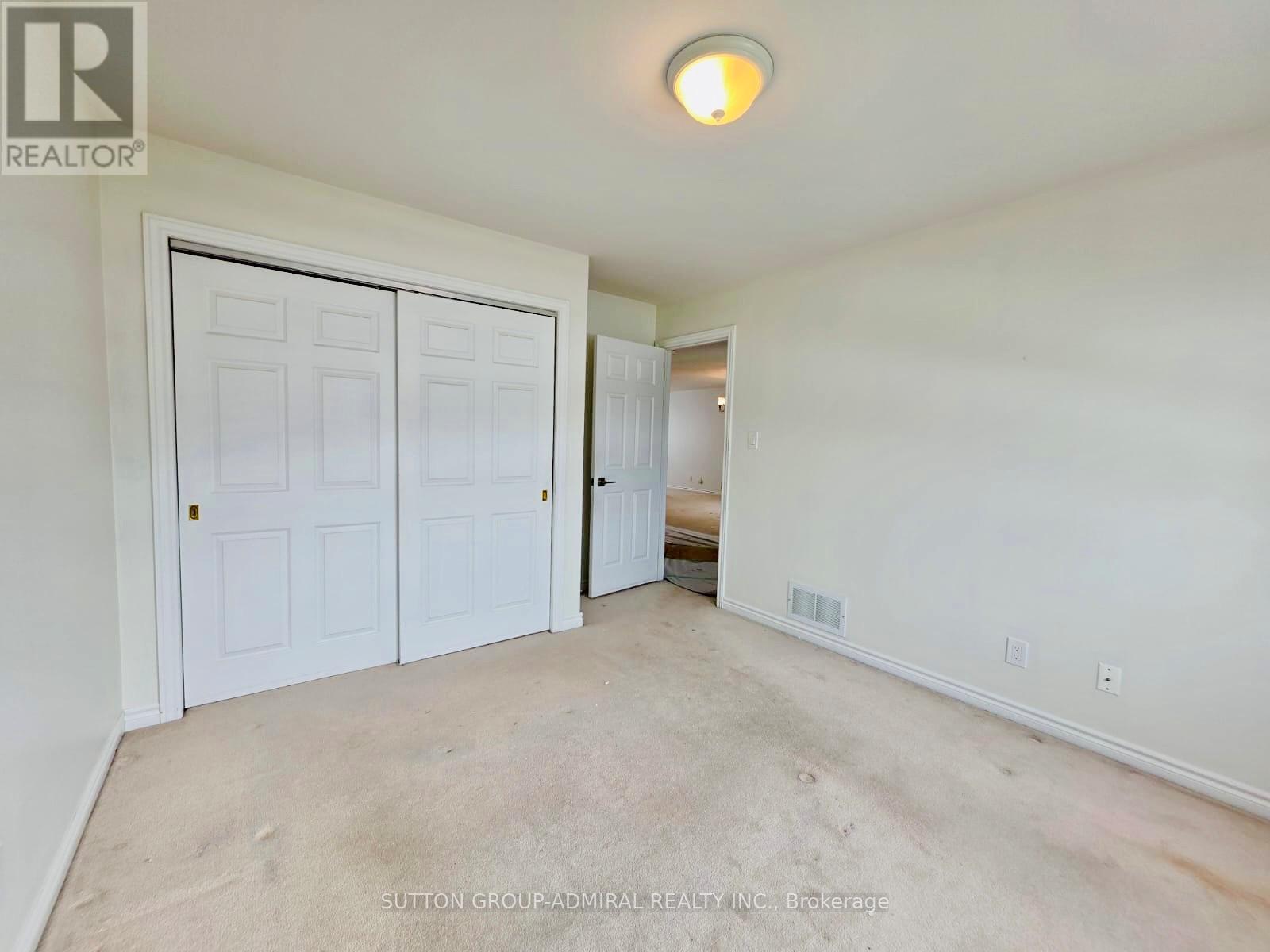 Upper - 12 Revelstoke Court, Barrie, ON - Indoor Photo Showing Other Room