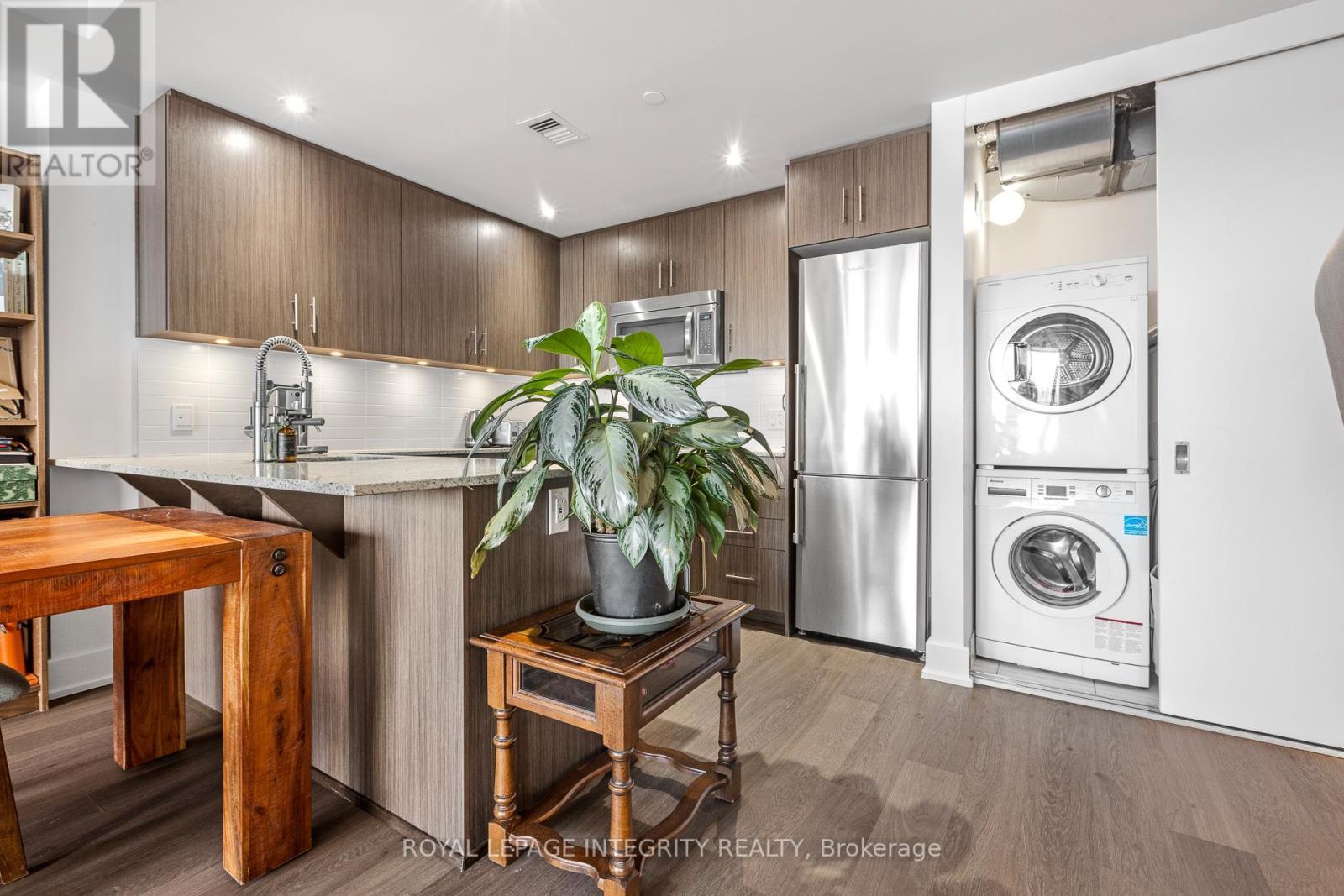 410 - 7 Marquette Avenue, Ottawa, ON - Indoor Photo Showing Laundry Room