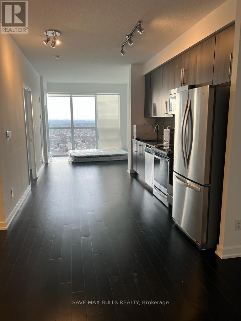 2011 - 4011 Brickstone Mews, Mississauga, ON - Indoor Photo Showing Kitchen