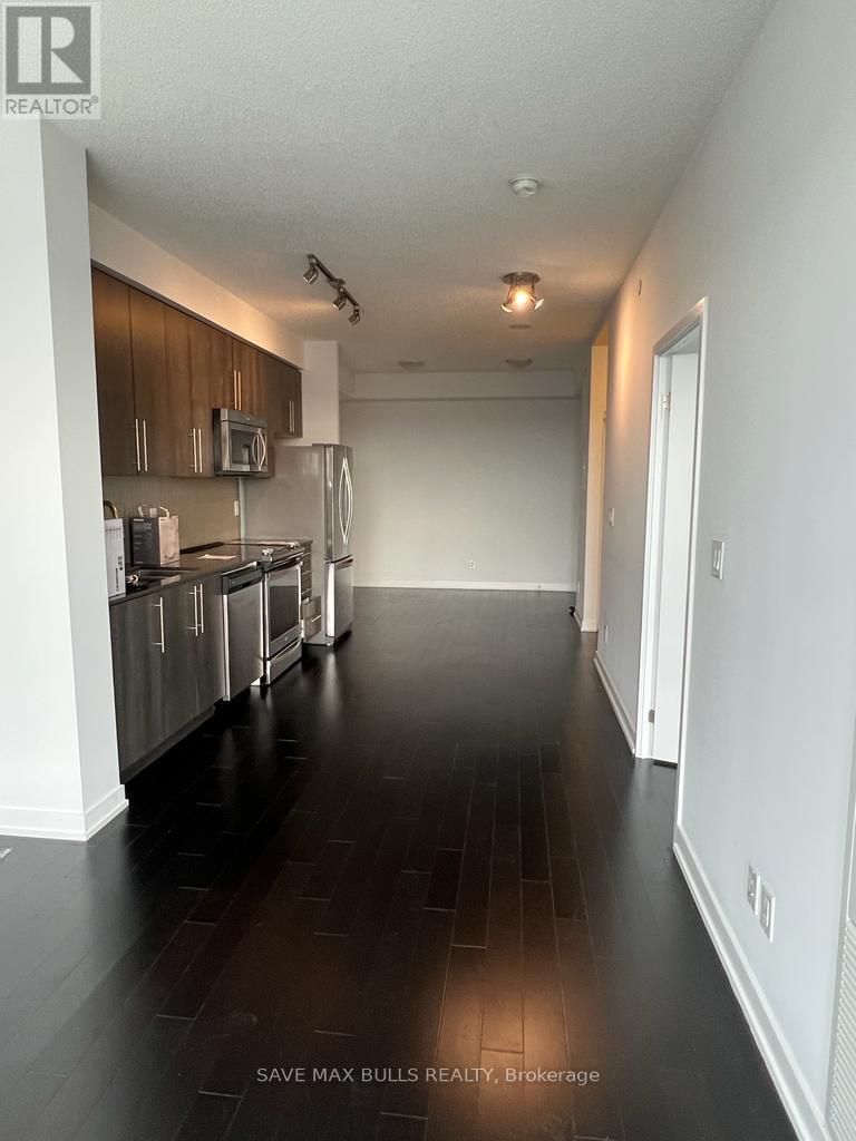 2011 - 4011 Brickstone Mews, Mississauga, ON - Indoor Photo Showing Kitchen