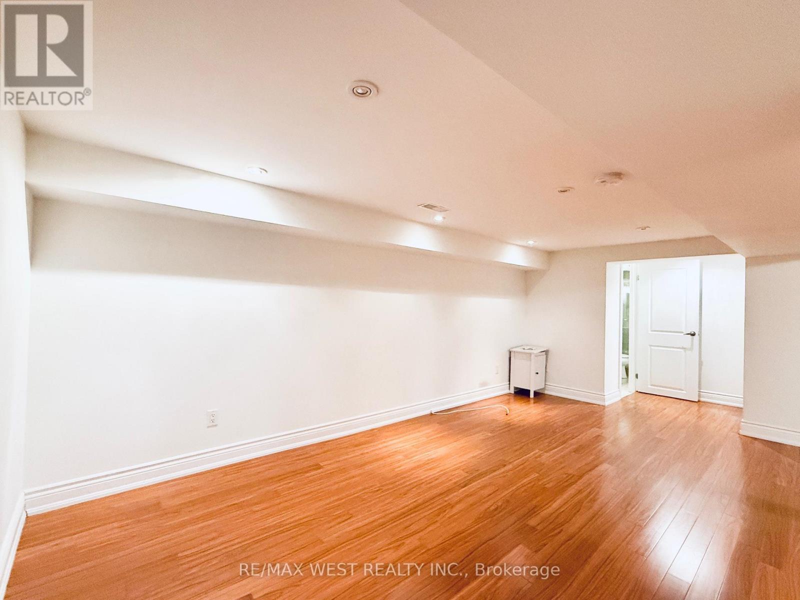 Lower - 43 Dunblaine Avenue, Toronto, ON - Indoor Photo Showing Other Room