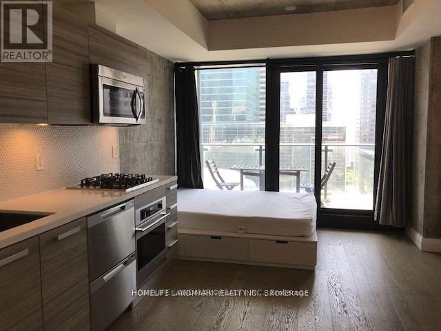 1205 - 224 King Street W, Toronto, ON - Indoor Photo Showing Kitchen With Upgraded Kitchen