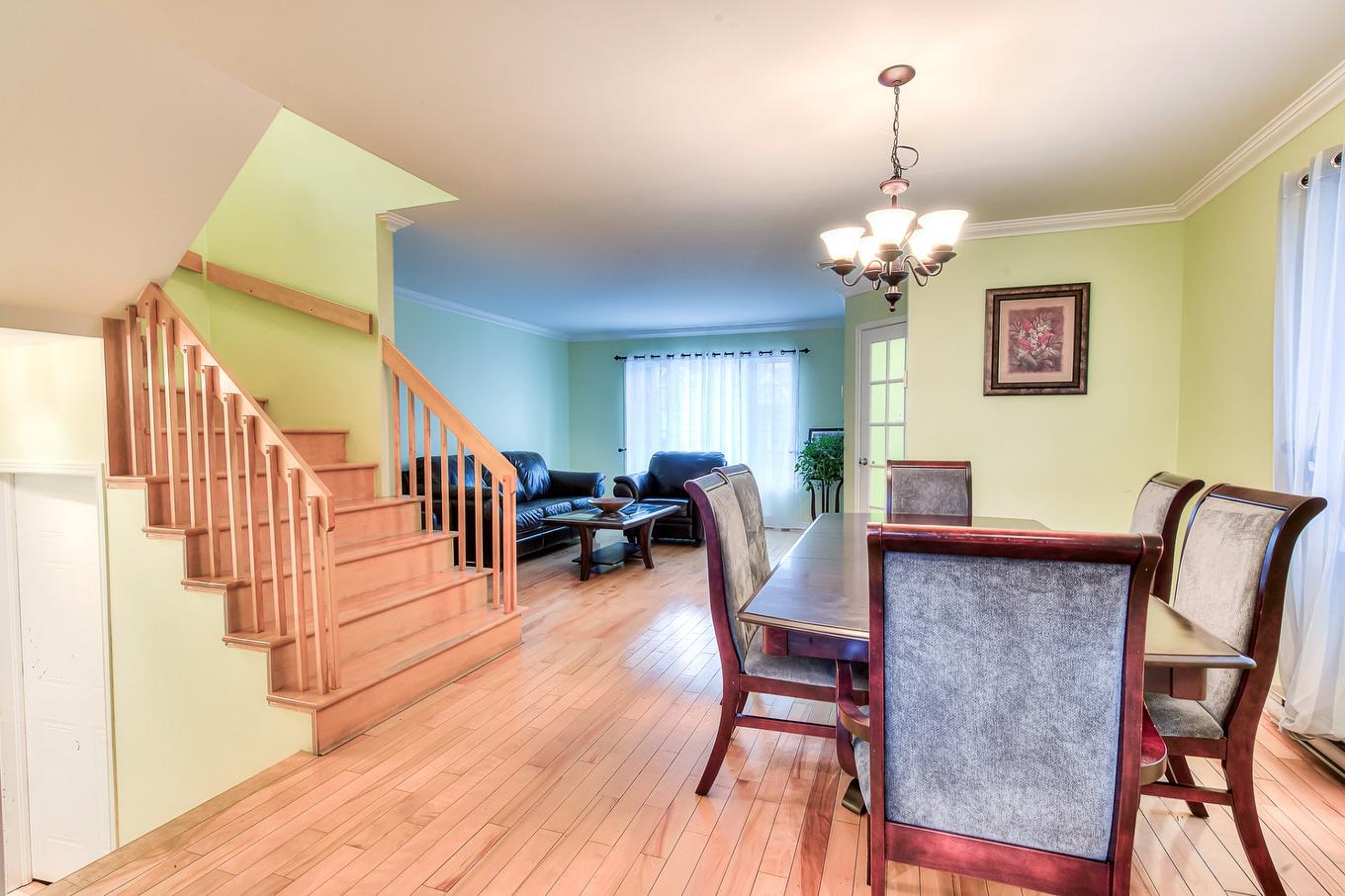 Other - 214 Rue Des Noisetiers, Laval (Duvernay), QC - Indoor Photo Showing Dining Room