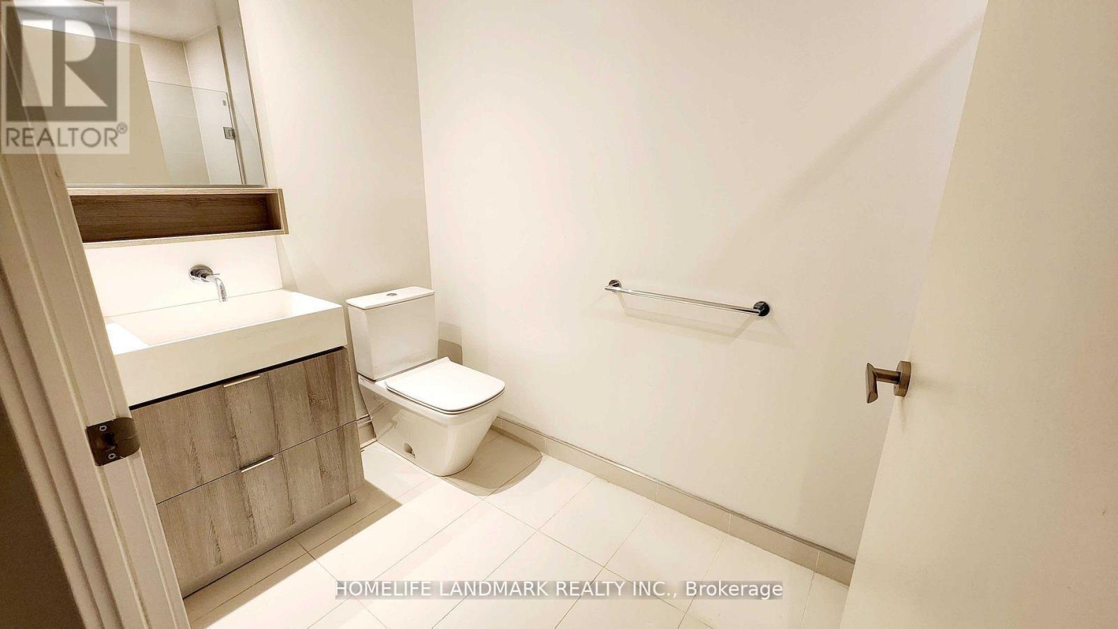 1510 - 5 Soudan Avenue, Toronto, ON - Indoor Photo Showing Bathroom