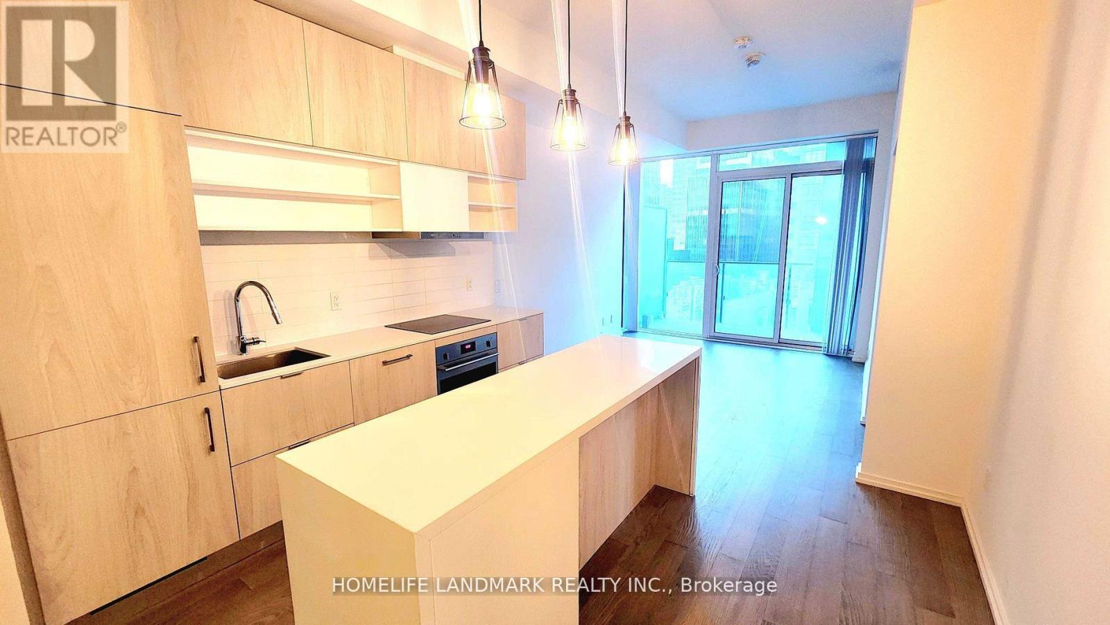1510 - 5 Soudan Avenue, Toronto, ON - Indoor Photo Showing Kitchen