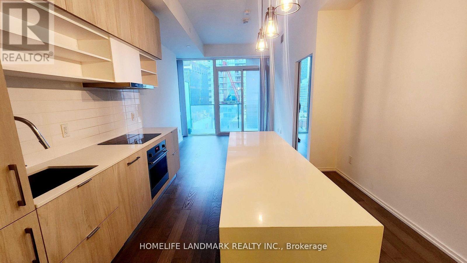 1510 - 5 Soudan Avenue, Toronto, ON - Indoor